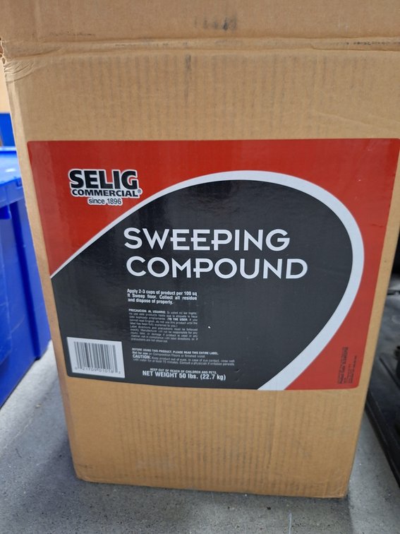 Box of Selig Sweeping Compound
