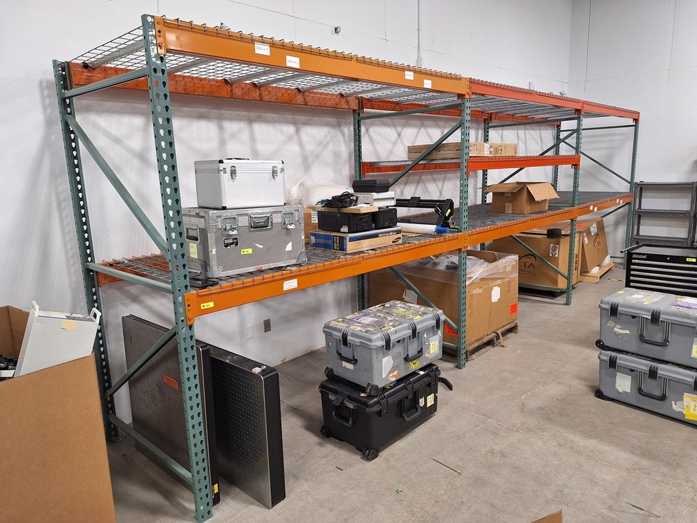 Pallet Racking: 4 Uprights 48"x96", 12 - 8' Crossbars, Wire Grid Decking