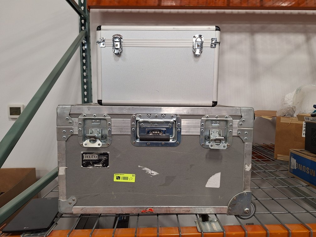 2 Padded Travel Cases