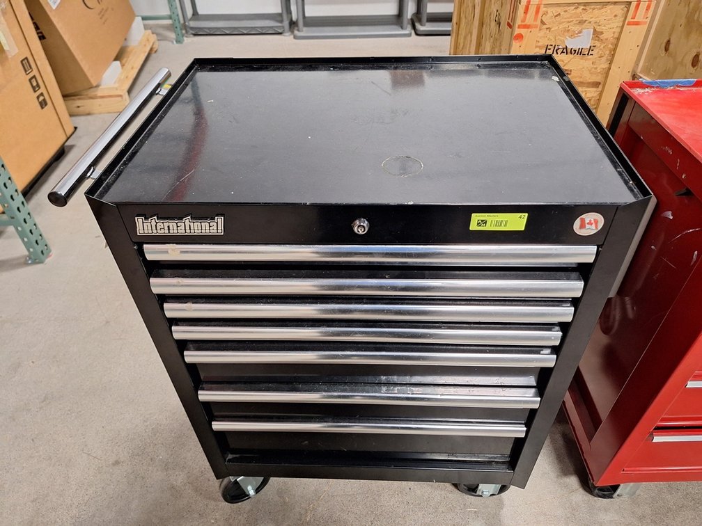International Tool Chest on Wheels, 30"x19"x36"