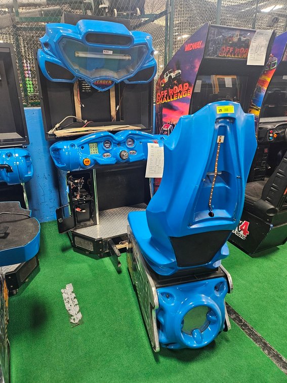 Raw Thrills H2 Overdrive Video Game, Serial H2042-02662, No Steering Wheel, No Throttle, No Screen