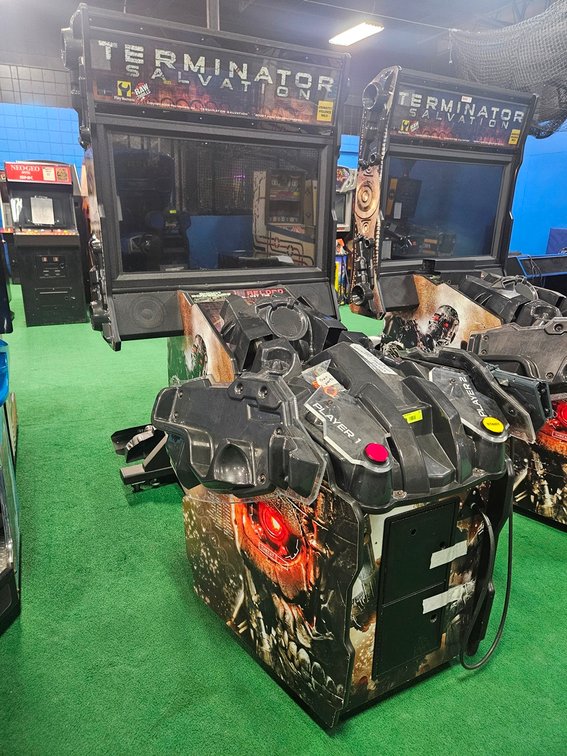 Raw Thrills Terminator Salvation Video Game, Bad Computer, 1 Gun