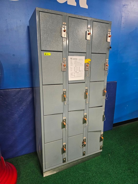 American Locker Security Systems 15 Unit Coin Operated Lockers, 36"x18"x76"