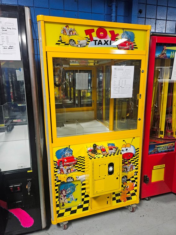 Coast 2 Coast Toy Taxi Claw Machine, Serial 1375