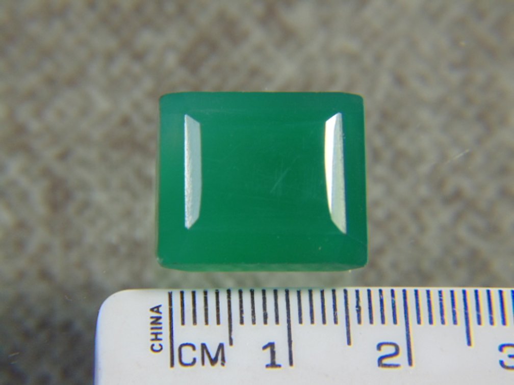 A faceted Emerald, 4.9 grams