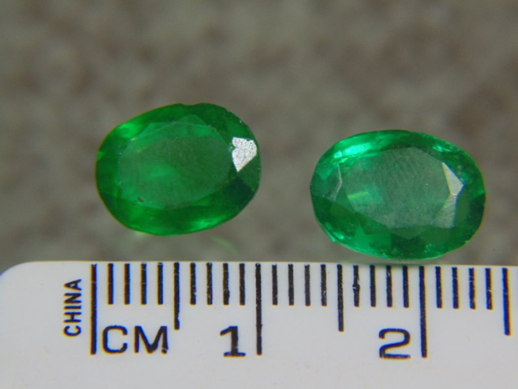 Two faceted Emeralds, 2.1 grams
