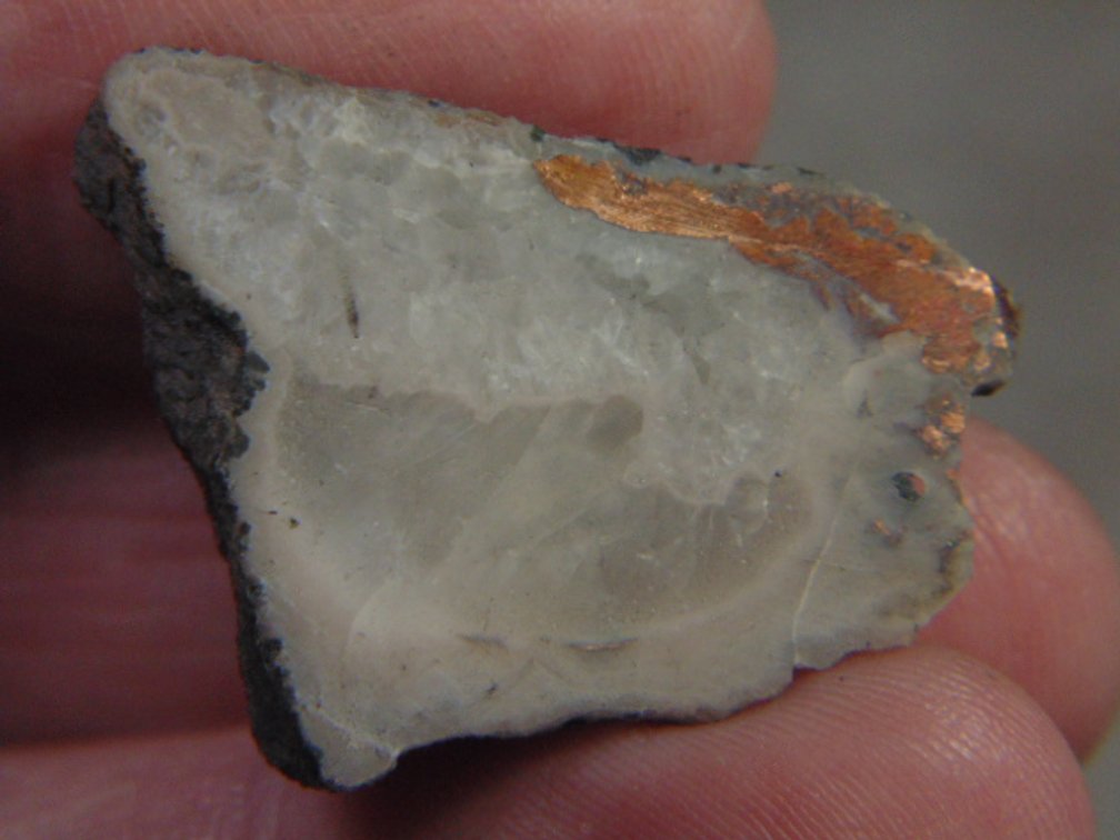 A Copper Replacement  Agate half, 6.7 grams