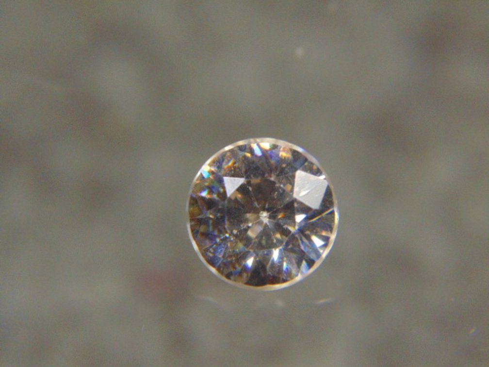 A 7 mm Strontium Titanate, 2.25 cts
