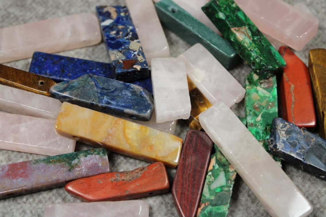 Several long rectangle mixed stone beads, 5 ozs