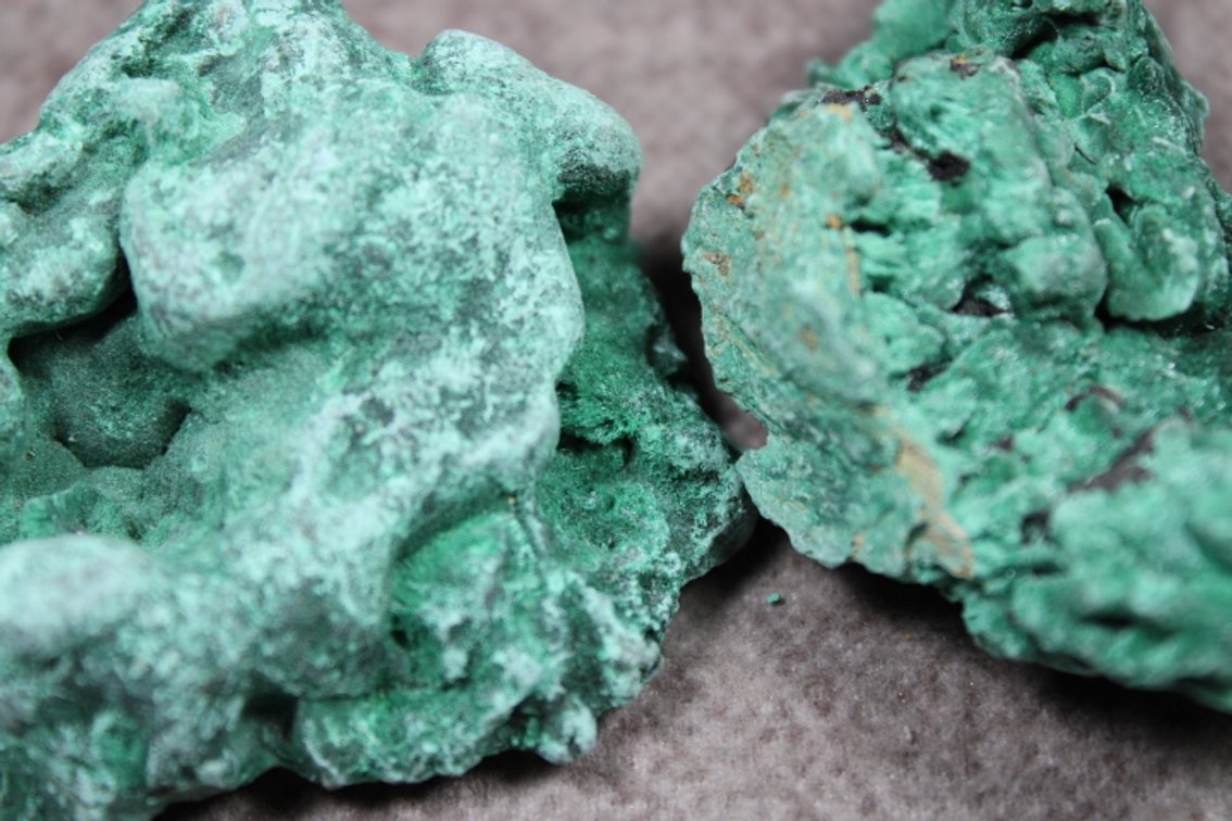 Two pieces of Velvet Malachite, 4.6 ozs