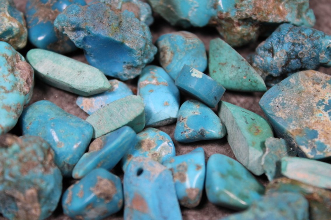 Several natural Turquoise pieces, 3.6 ozs