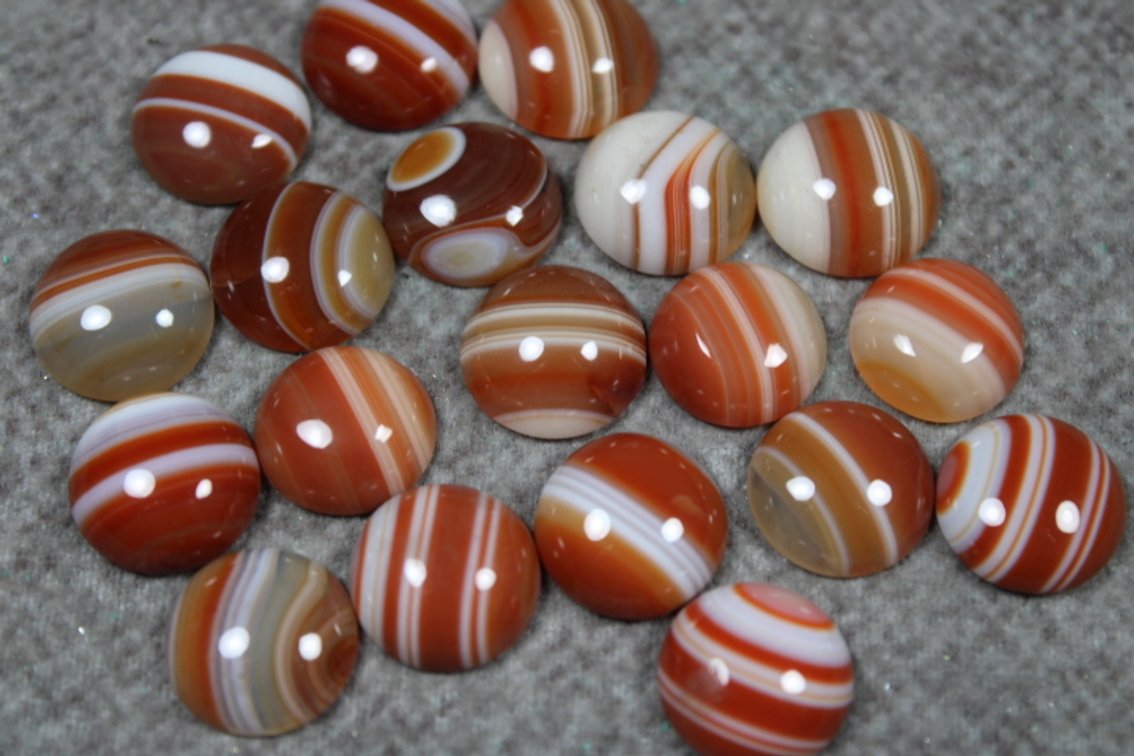 Several Brazilian Agate cabs