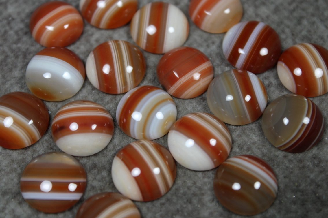 Several Brazilian Agate cabs