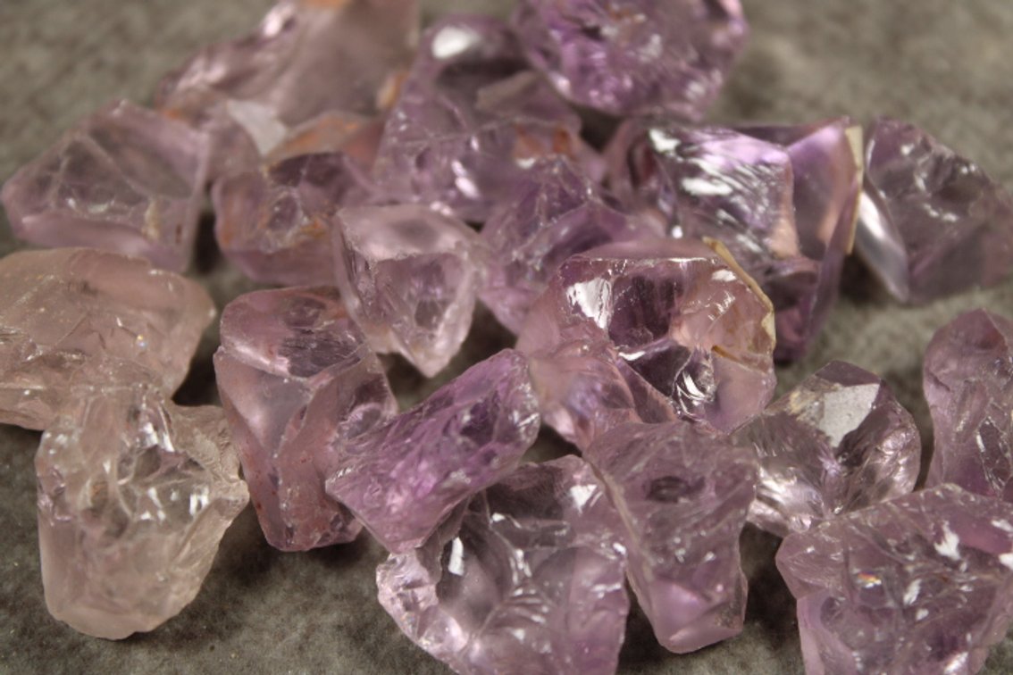 3.2 ozs of Rose of France Amethyst