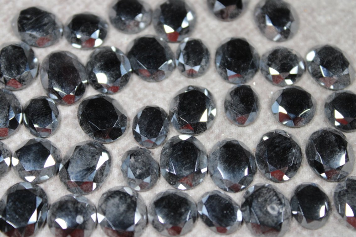 Several Hematite cabs