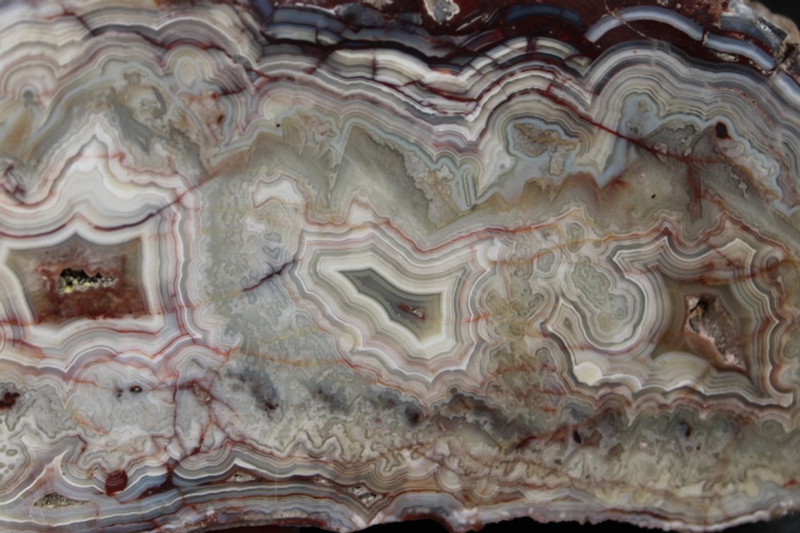 A 3 lb 14 oz piece of Mexican Lace Agate
