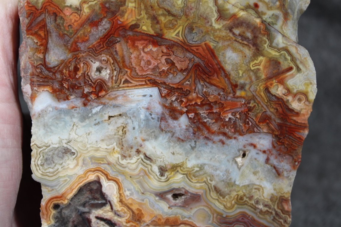 A 2 lb 14 oz Mexican Lace Agate
