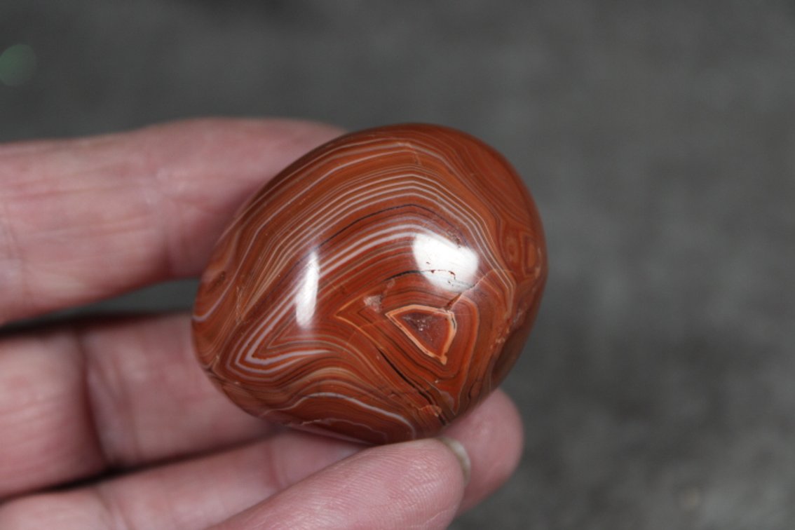 A 1.3 oz tumbled polished Lake Superior Agate