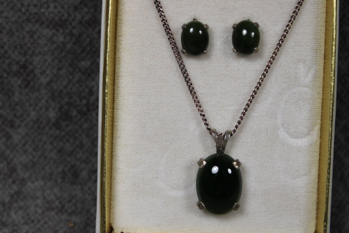 A Jade necklace and earrings