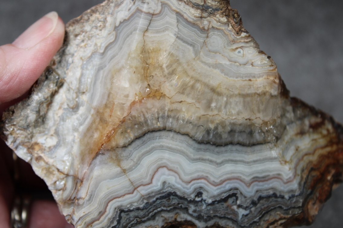 A 1 lb 1 oz Mexican Lace Agate