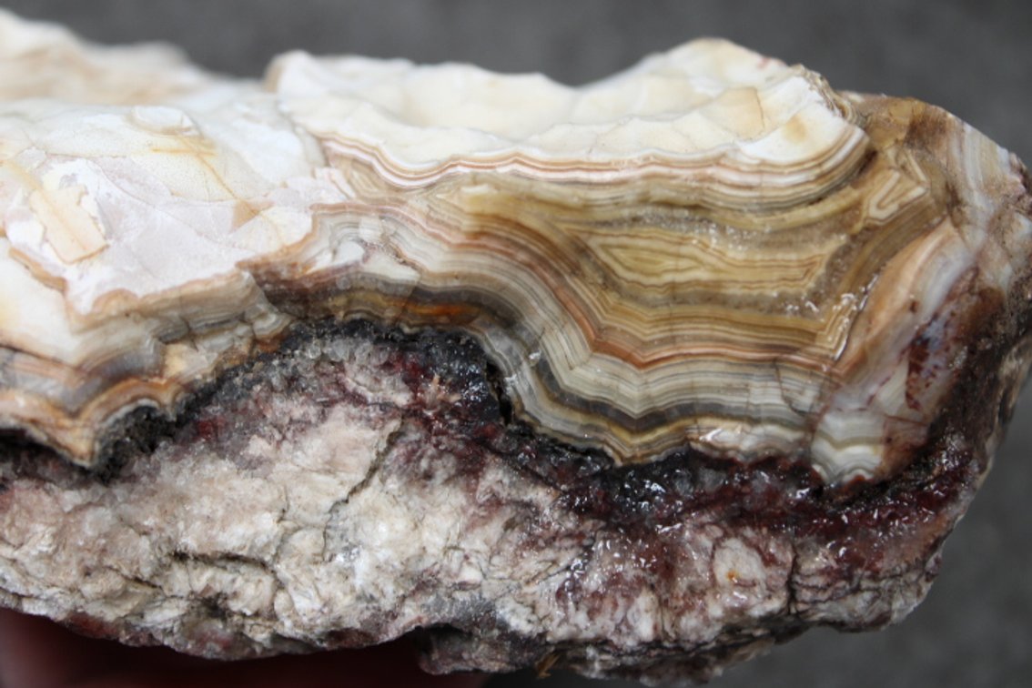 A 2 lb 4 oz Mexican Lace Agate