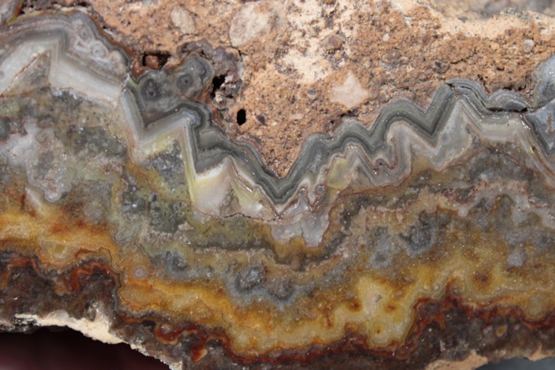 A 2 lb 9 oz Mexican Lace Agate
