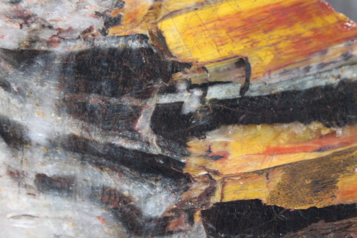 A 1 lb 7 oz piece of Binghamite/Silkstone
