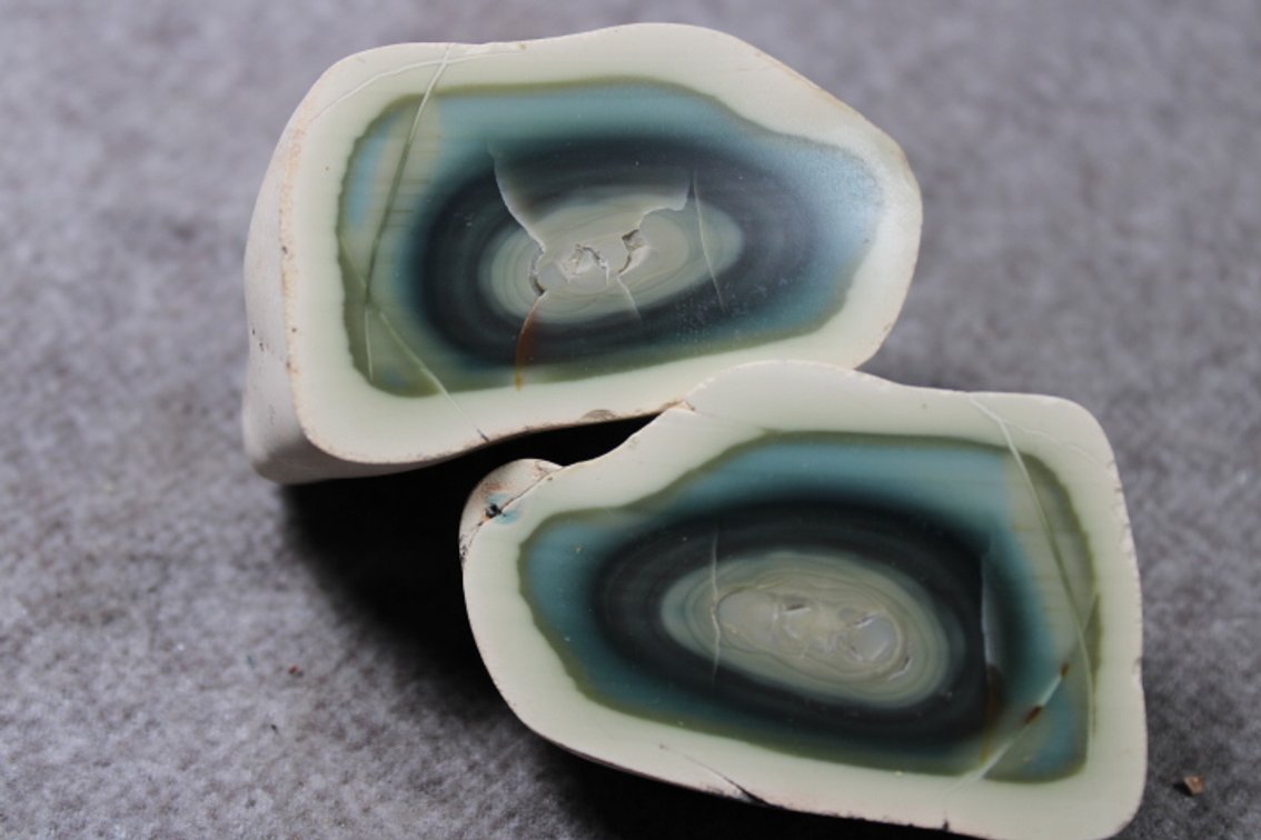 Two halves of Royal Imperial Jasper, 4 ozs