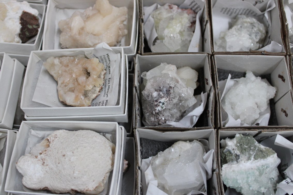 An assortment of minerals from India, 5 lb 3 ozs