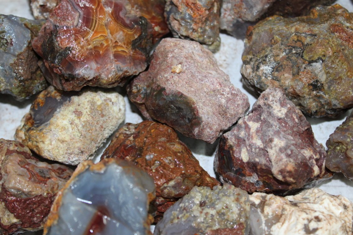 A 10 lb flat of Mexican Agate