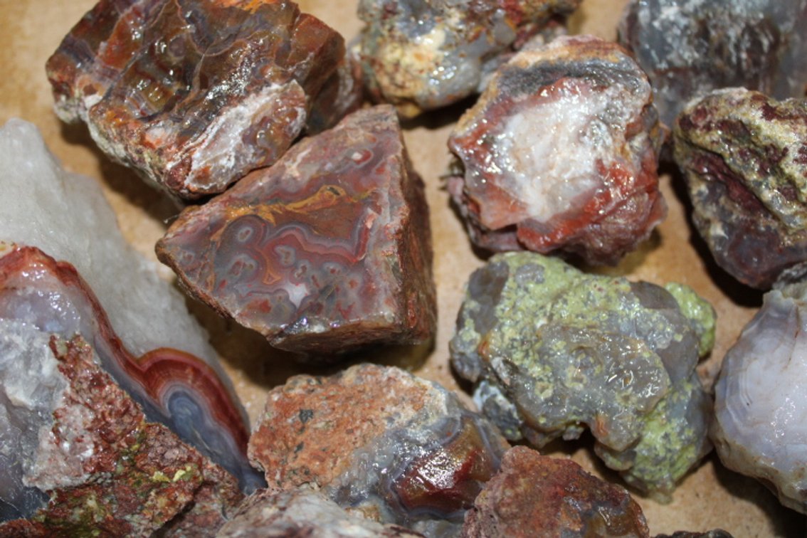 A 10 lb flat of Mexican Agate