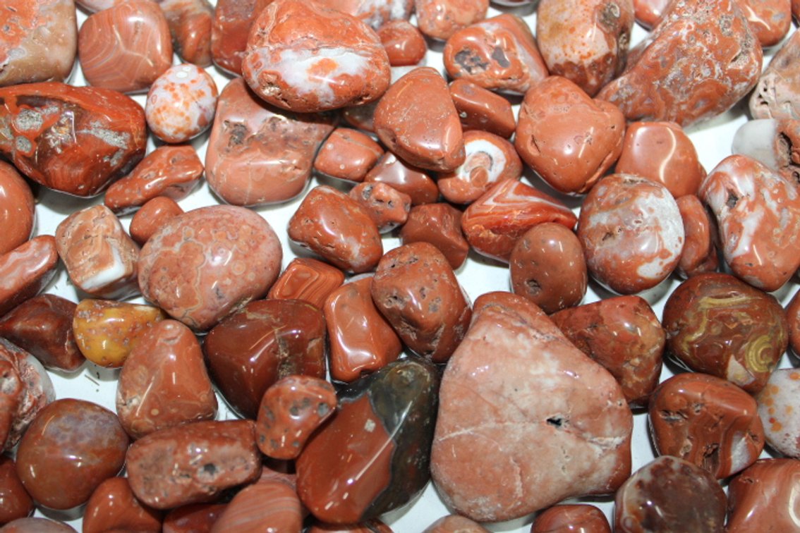 A 3 lb 6 oz flat of polished Lake Superior Paint Agates