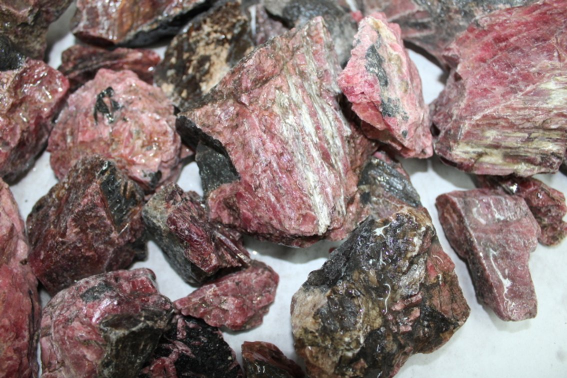 A 12 lb flat of Rubies