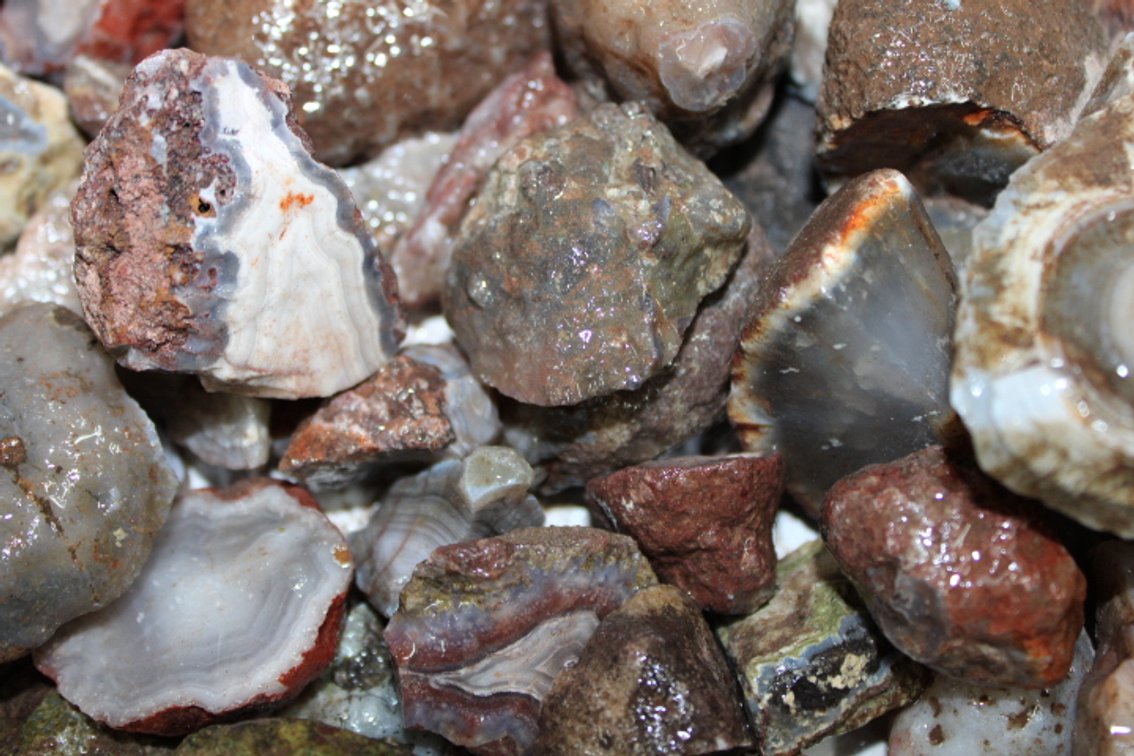 A 10 lb flat of Mexican Agate