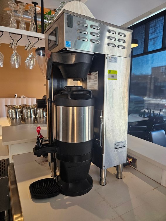 Curtis Coffee Maker with Carafe, Model G4TP2510A3500, 220V