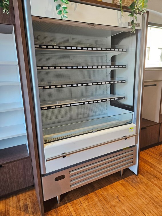 Beverage Air Open Front Refrigerated Merchandiser, Poly Pull Down Shield, 52"x34"x84"