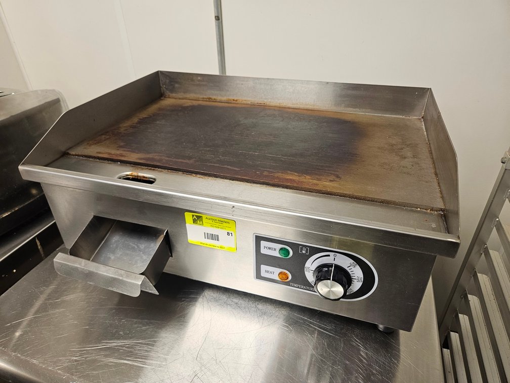 Commercial Electric Flat Griddle, Model 818A, 110V, 21"x15"x10"