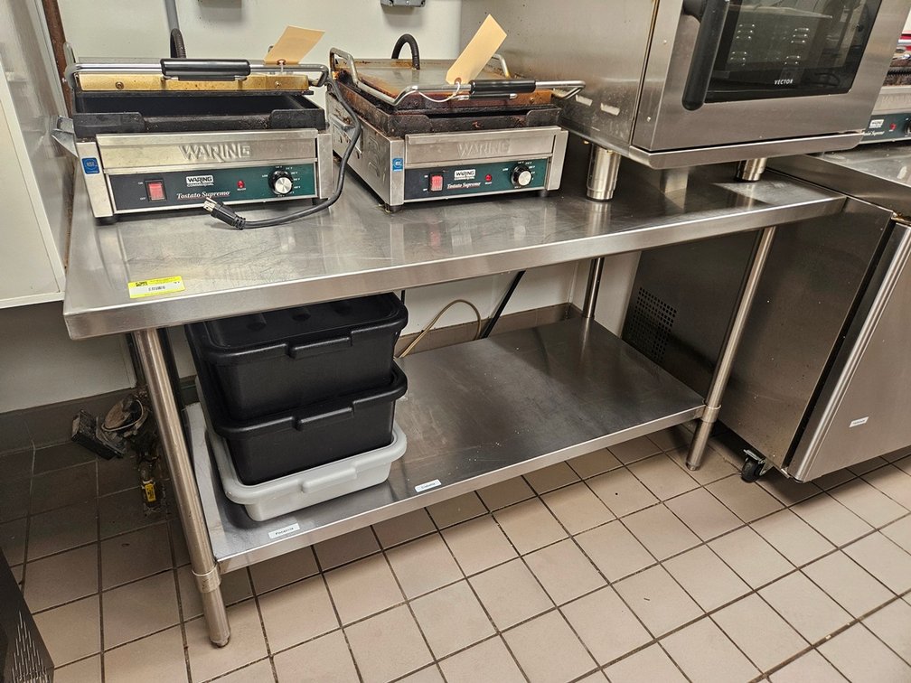 SS Table with Undershelf, 60"x30"