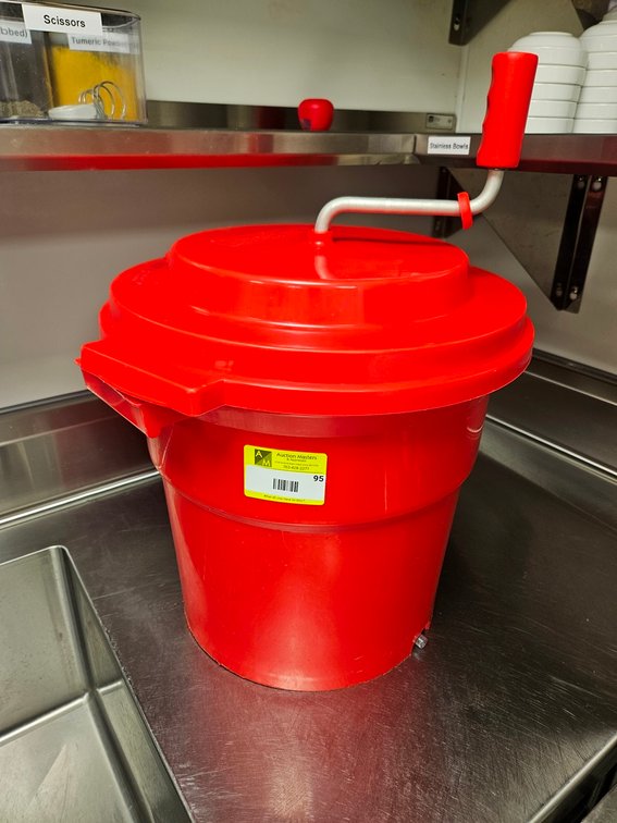 Chef Master Salad Spinner, 17"x17"