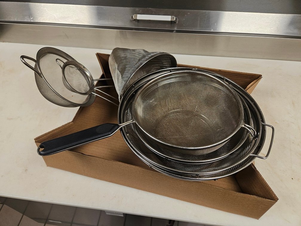 Assorted Kitchen Utensils