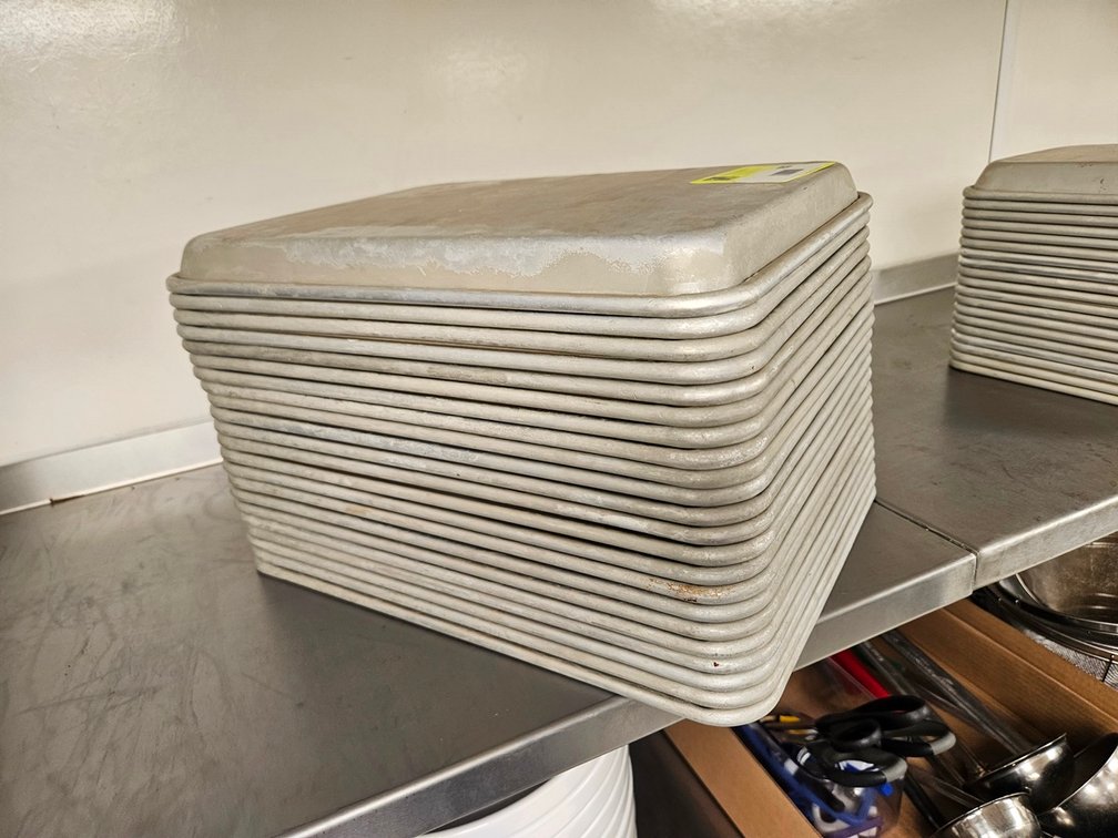 22 Aluminum Sheet Pans, 12.5"x9.5"