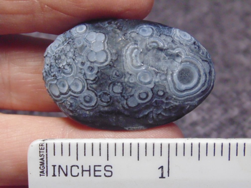 A natural Gobi Eye Agate, weighs 13.5 grams
