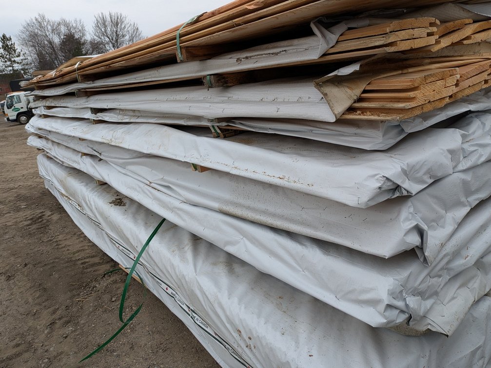 Western Red Cedar 1"x8" Utility Channel Bandsawn, Kiln Dried, 145 Linear Feet, 78 Sq. Ft., 14' and 16' Lengths