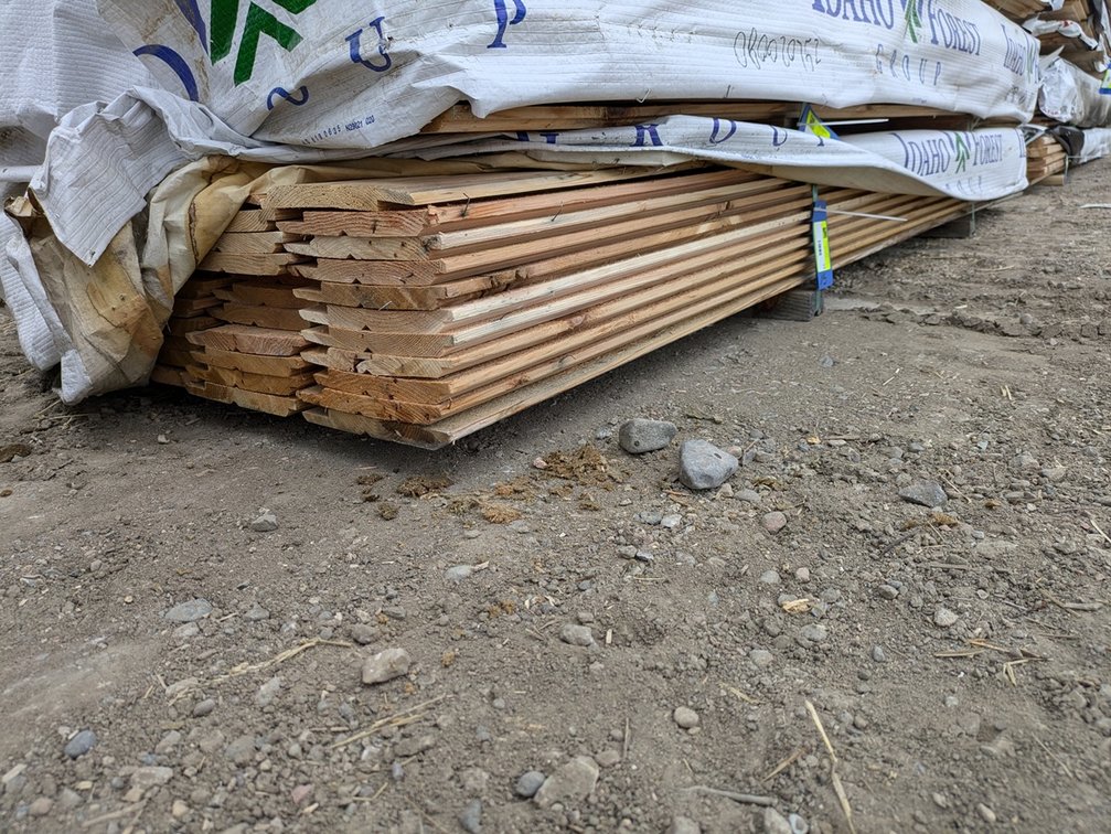 Western Red Cedar 1"x8" Utility Bandsawn, Kiln Dried, 474 Linear Feet, 256 Sq. Ft., 6' and 8' Lengths