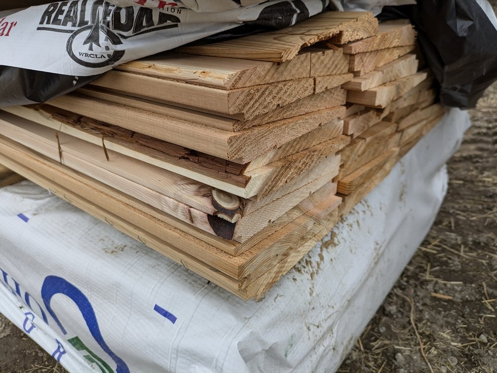 Western Red Cedar 1"x8" Utility Thick Butt Bevel, Kiln Dried, 624 Linear Feet, 338 Sq. Ft., 8' Lengths