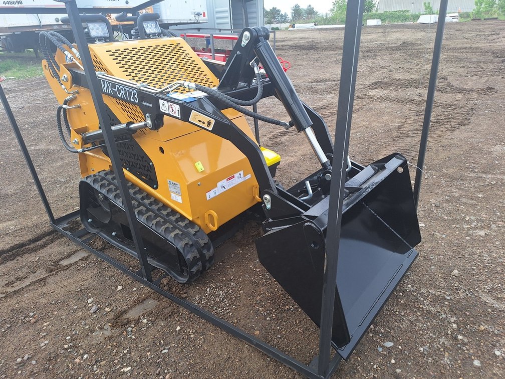 2025 AGT Compact Track Loader, Model MX-CRT23, Serial MXCRT23M202500252, RATO, 23 HP, 16.8KW, Gasoline Engine with EPA, BKT, Unused