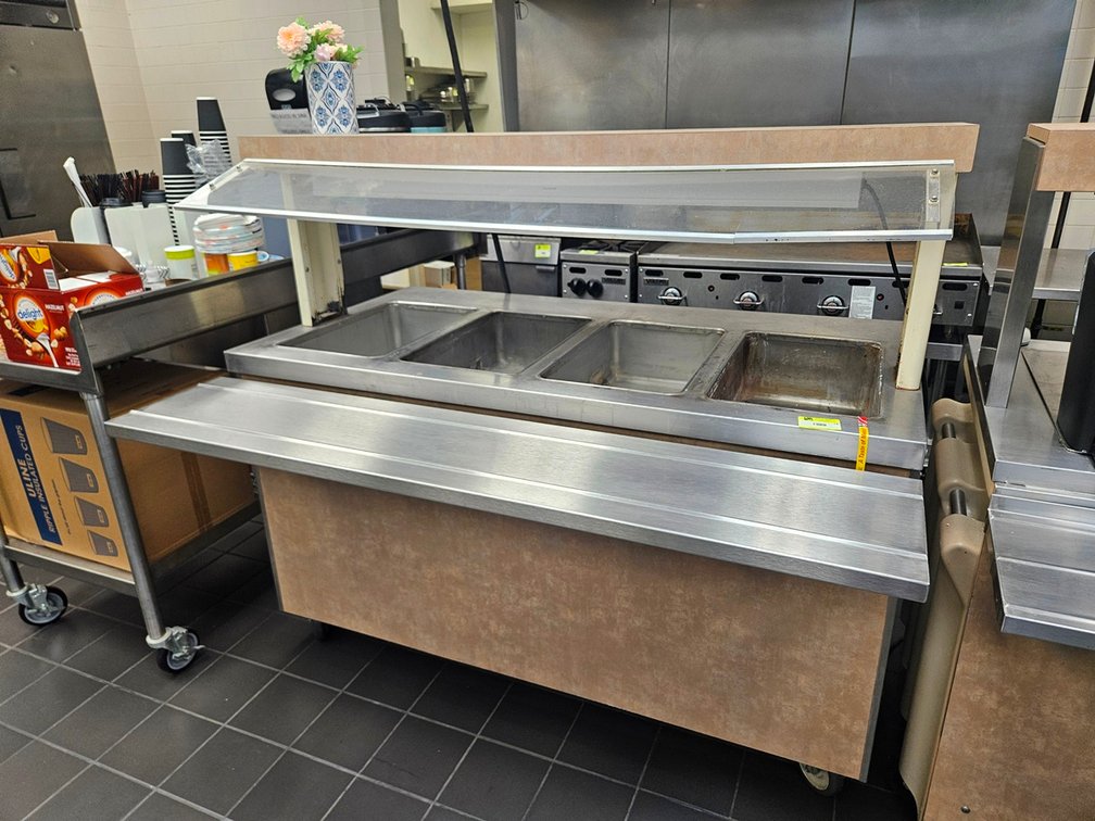 Heated Buffet Cabinet on Wheels, 220V, 60"x46"x56"