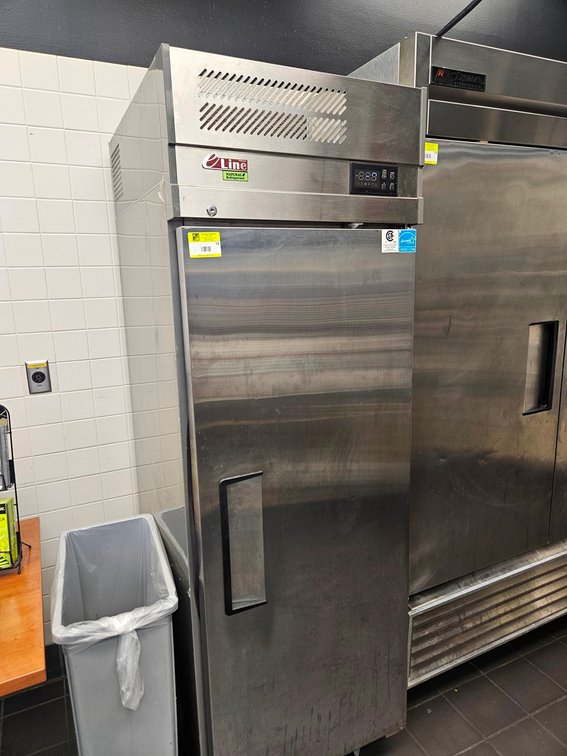 Turbo Air e-line 1 Door Freezer on Wheels, Model EP19-1-N-V, 115V, 25"x32"x77"
