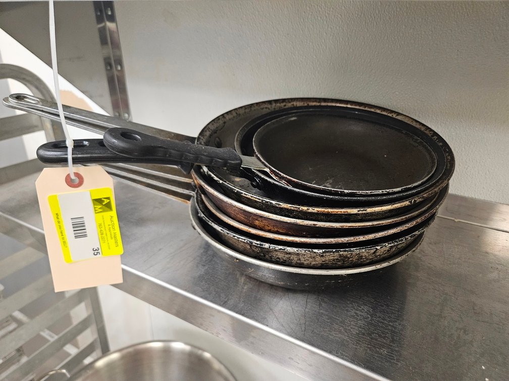 7 Assorted Frying Pans