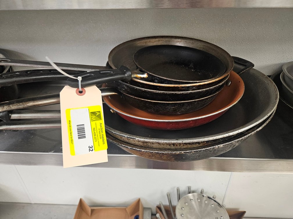 7 Assorted Frying Pans